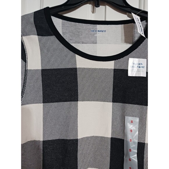 NWT Women's Old Navy Waffle Knit Pajama Top Size M Black Buffalo N5 - Picture 2 of 4